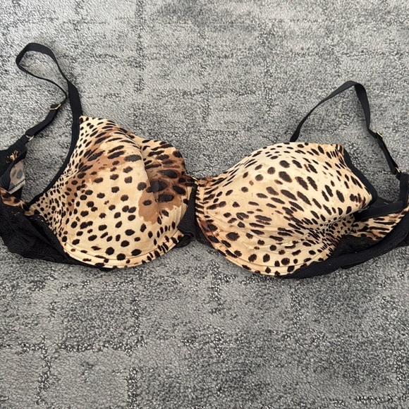 Natori‎ 38 C leopard bra - Picture 1 of 6